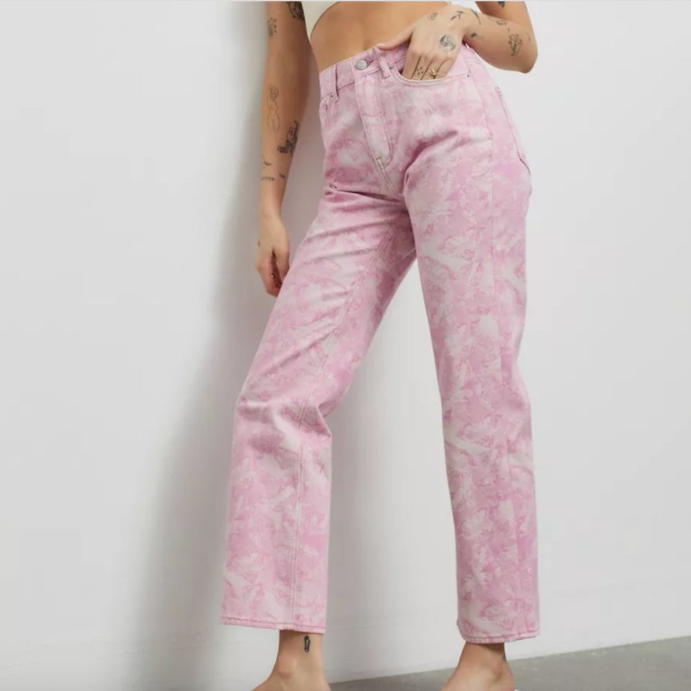 NWT UO Floral Print BDG High-Waisted Cowboy Jeans